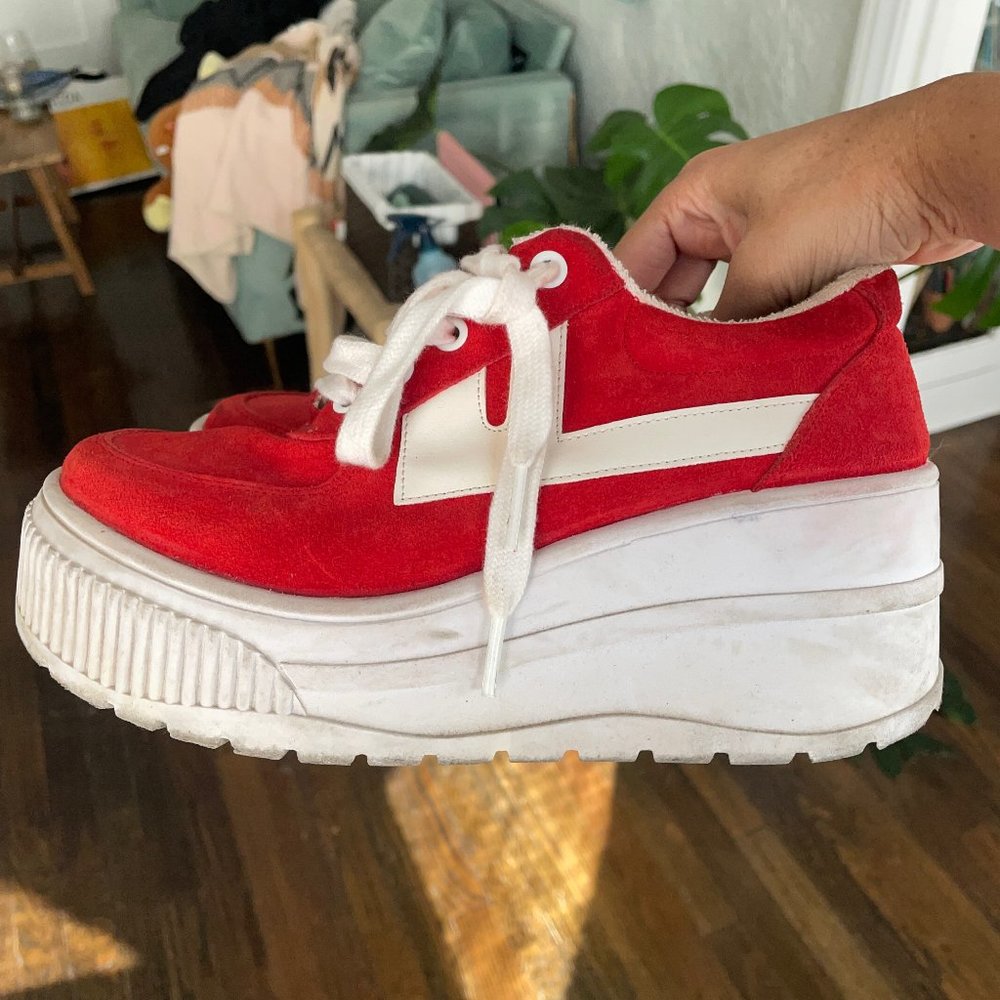 JC Play Red Platform Chunky Sneakers Like New Sz. 6 Womens